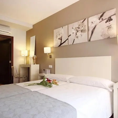 Dormavalencia Regne 게스트하우스 *